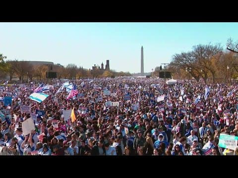 Thousands of Israel supporters rally at National Mall in DC
