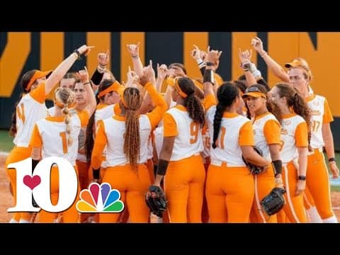 Tennessee softball heads to airport for Women's College World Series