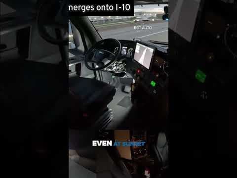 First Ever Driverless Truck Hits The Road in Houston