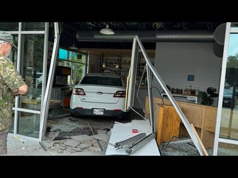 9 people injured after car slams into a restaurant in Jersey Village, police chief says