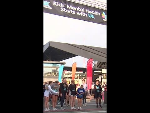 Hundreds participate in Columbus 5K to support children's mental health