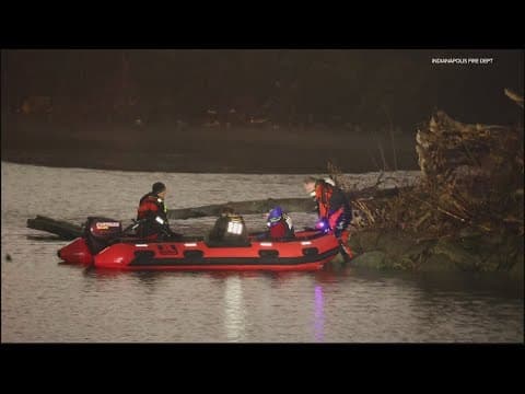 2 men stranded on 'small island' on White River rescued by IFD in downtown Indy