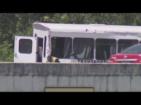 Family members mourn those killed in bus crash in San Antonio