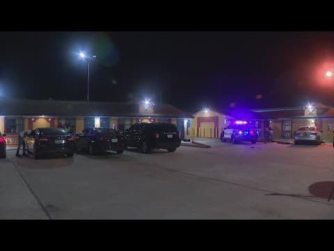 HPD: 3 shot, 1 dead in SW Houston after fight in hotel parking lot