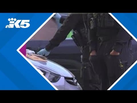 Police search for suspects in two homicides within hours of each other in Federal Way
