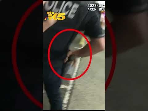 Armed robbery suspect arrested after attempting to take Seattle officer's gun #shorts