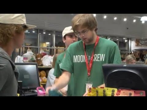 Plannng to return that holiday gift? You might be charged a fee