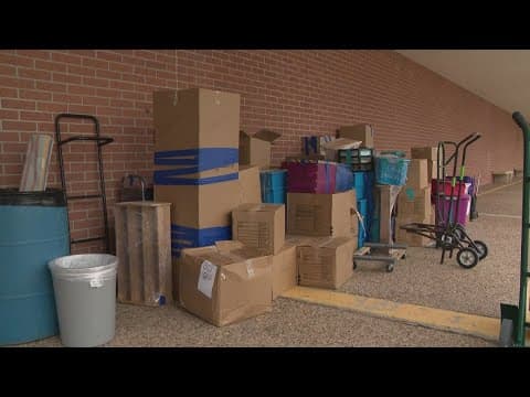 Community offers supplies after EF-2 tornado destroys Walt Disney Elementary School