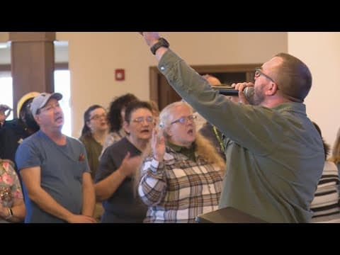 Winchester congregation holds Sunday service after storm destroys church