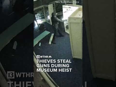Thieves steal guns during museum heist | Via:CNN