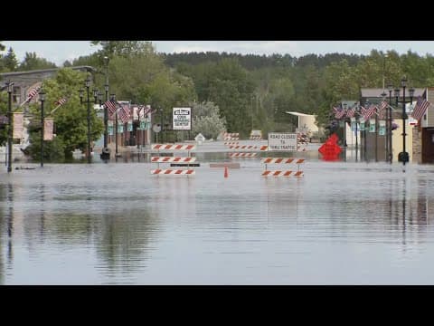 WATCH LIVE: Gov. Walz reacts to flood damage