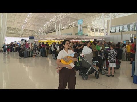 Travelers still facing long lines at Indy International Airport due to global IT outage
