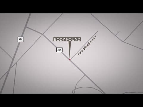 Construction workers find body in ditch between Rosenberg and Needville in Fort Bend County