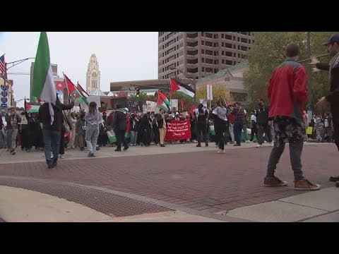 Hundreds gather in downtown Columbus for rally supporting Palestine