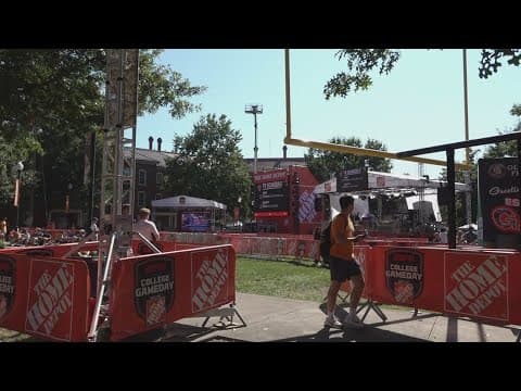 ESPN's College GameDay takes over Knoxville