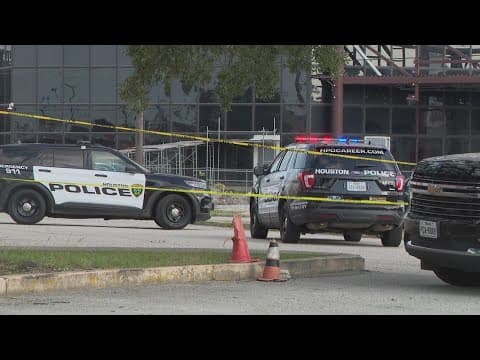HPD: Armed suspect shot, killed by officers after confrontation at North Freeway crash scene