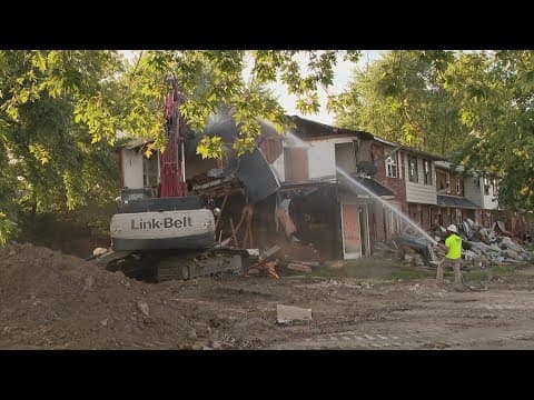 Crews finish demolition of Towne and Terrace apartments on Indy's far east side