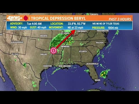 Tuesday, 4am Tropical Update: Beryl weaker but heavy rain, tornadoes possible across the Midwest