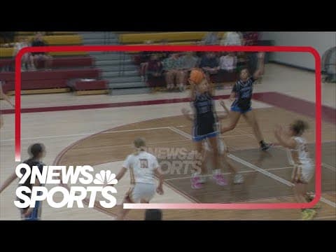 Grandview Wolves girls basketball wins for the first time this season against Windsor Wizards 84-53