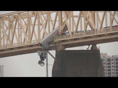 Dashcam video of semi crash off Clark Memorial Bridge released
