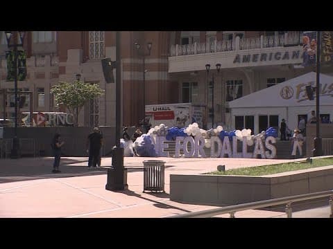 Fans pack the American Airlines Center for Mavs watch party