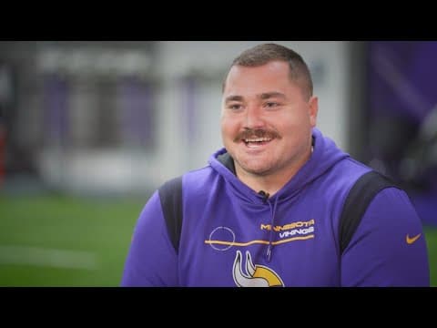 11 questions with Vikings' defensive lineman Harrison Phillips