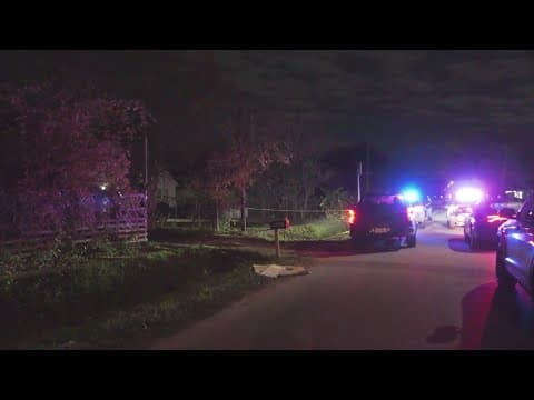 Man on Facetime with girlfriend shot to death in north Houston, police say