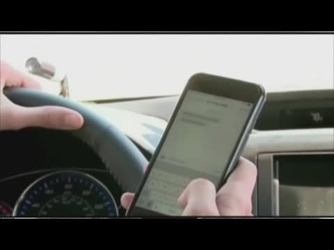 Driver instructor incorporates new lessons to help teens not drive while distracted