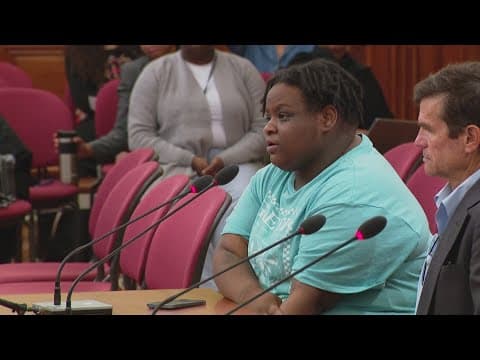 DC considers mentorship program to reduce teen violence