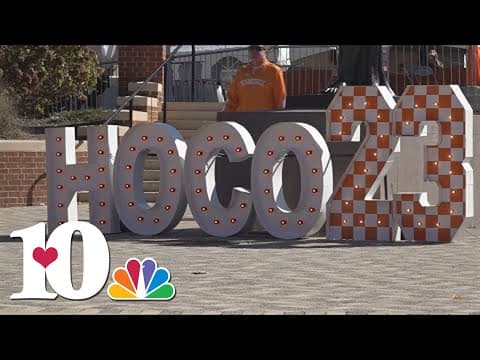 UT alumni flood campus for homecoming football game