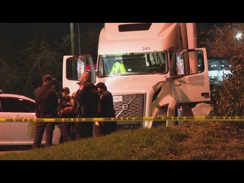 Woman says man held her hostage for hours