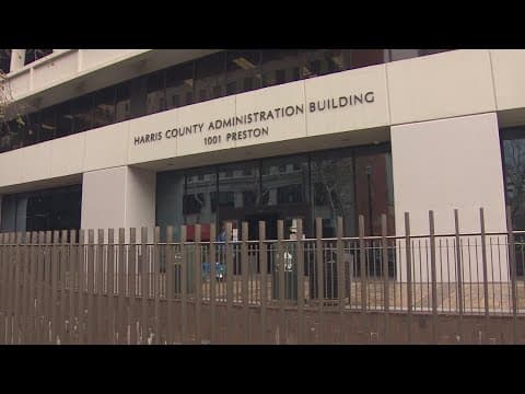 Labor leaders, Commissioner Rodney Ellis push to raise minimum wage for Harris County employees