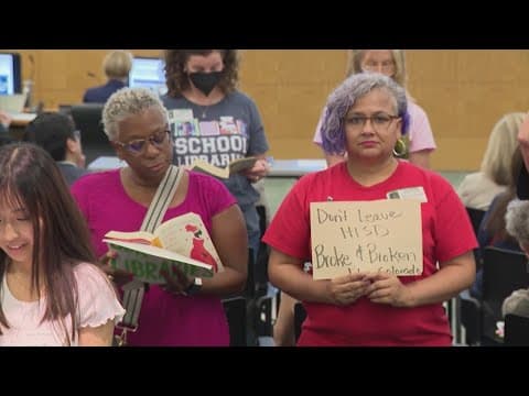 Houston libraries update: Protesters cause disruptions at HISD board meeting