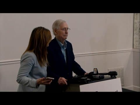 Watch: Sen. Mitch McConnell appears to freeze again during event in Kentucky