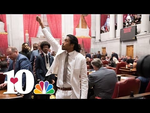 Nashville Metro Council votes to reinstate expelled lawmaker Justin Jones