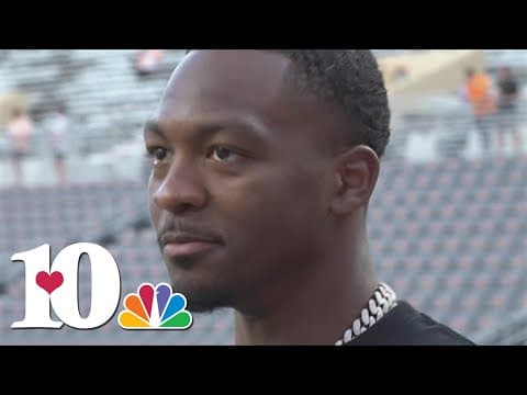 Former Tennessee QB Hendon Hooker attends UT vs. South Carolina game