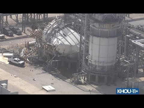Aerials: 3 hurt in Mont Belvieu explosion, plant fire, officials say