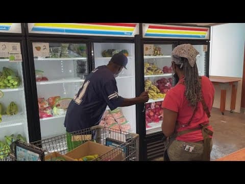 Dallas community coming together to help each other during power outages