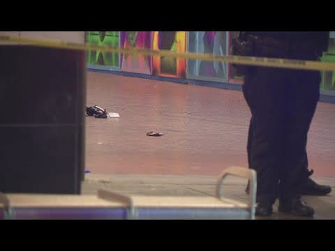 Officer shoots man during struggle inside Rosslyn Metro Station