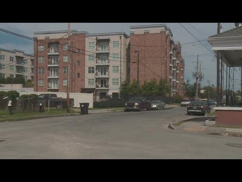 Woman, teen injured while in car, crash into prison gate