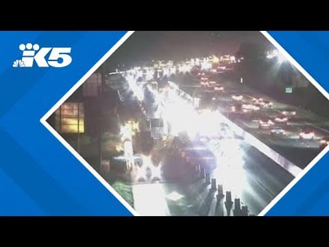 Lanes of NB I-5 closed after crash near Everett