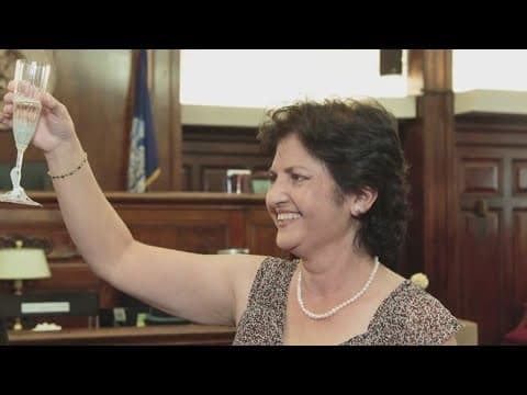 'Hundreds of thousands of Donnas' could be rounded up, immigration lawyer warns