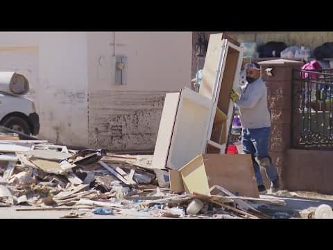 Volunteers, city crews in southeast San Diego help homeowners recover from flood damage