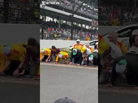 Alex Palou kisses the bricks after winning Indianapolis 500 #indy500 #Indiana