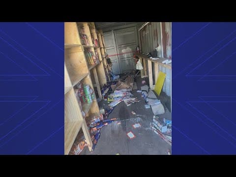 Thieves caught on camera taking $10K worth of inventory from Harris County fireworks stall