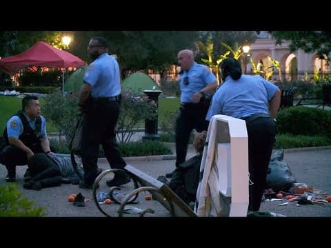 10 arrested as Pro-Palestinian demonstrators clash with police in New Orleans