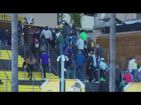 Football makes Petco Park debut with Holiday Bowl game