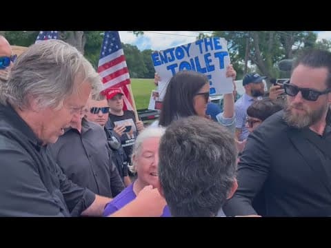 Steve Bannon reports to prison on contempt charges