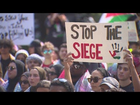 Hundreds rally for Gaza in downtown Houston
