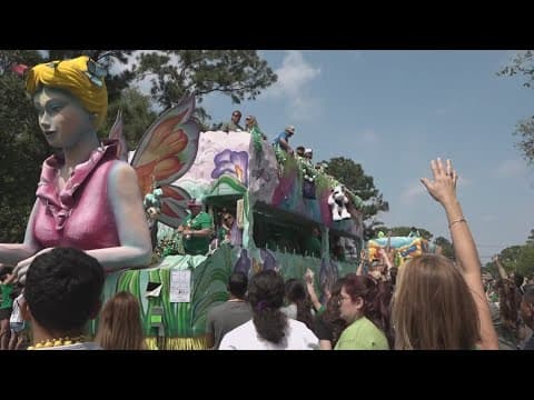 Metairie goes green for a Sunday afternoon St. Patrick's Day parade